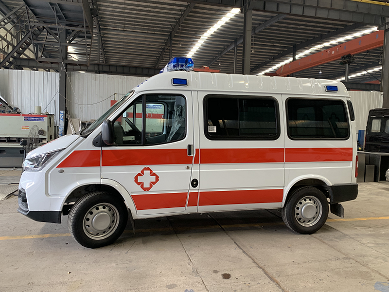 江鈴特順短軸監(jiān)護(hù)型負(fù)壓救護(hù)車HNY5049XJHSD6（柴油）